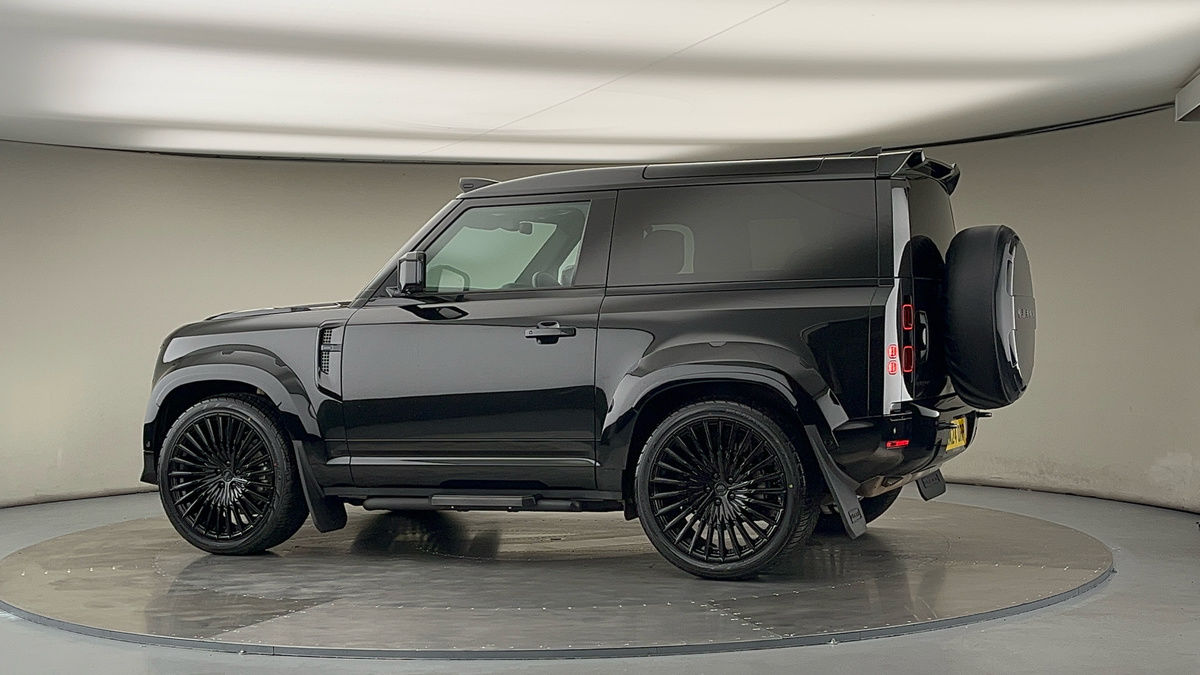 More views of Land Rover Defender 90