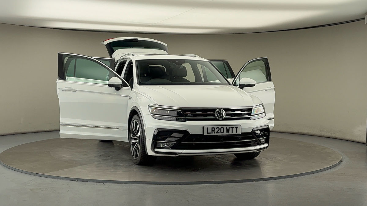 More views of Volkswagen Tiguan