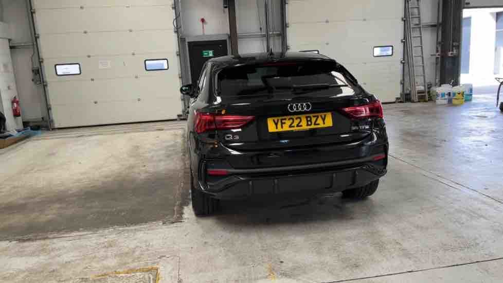 More views of Audi Q3