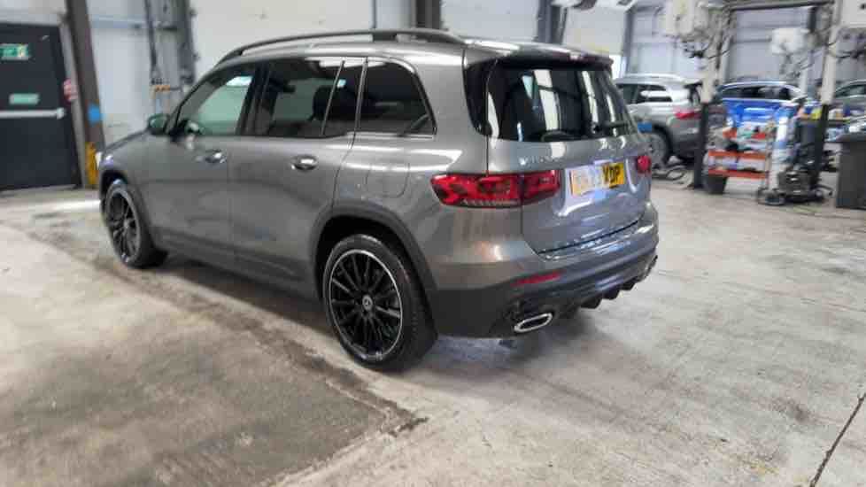 More views of Mercedes-Benz GLB