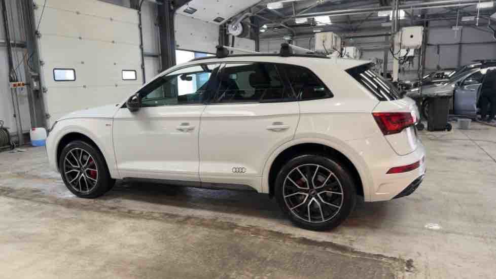 More views of Audi Q5