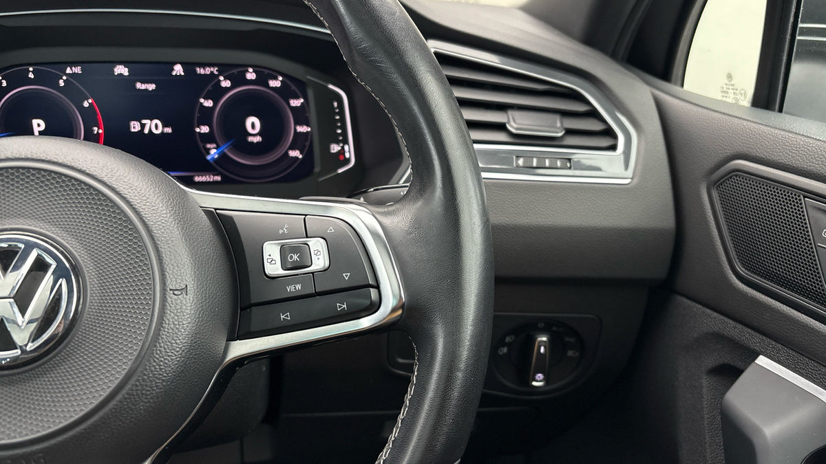 Volkswagen Tiguan Image 14