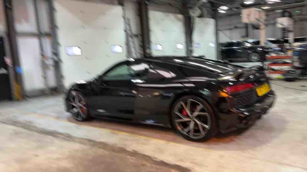 More views of Audi R8