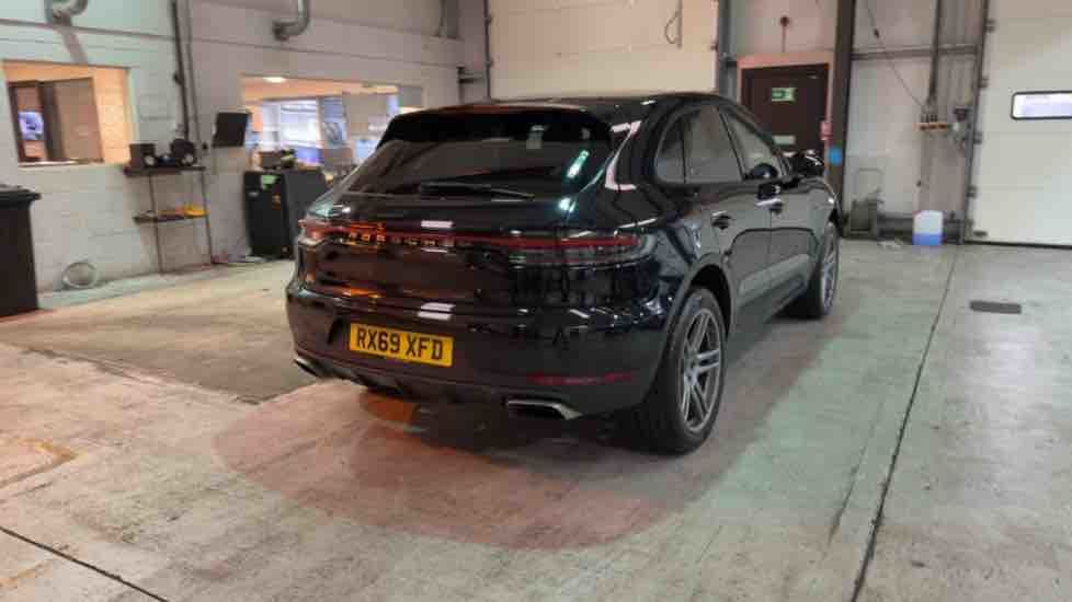 More views of Porsche Macan