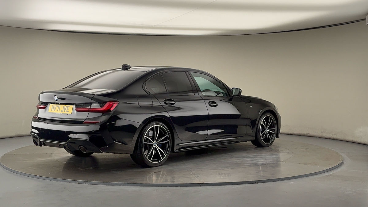 BMW 3 Series Image 21