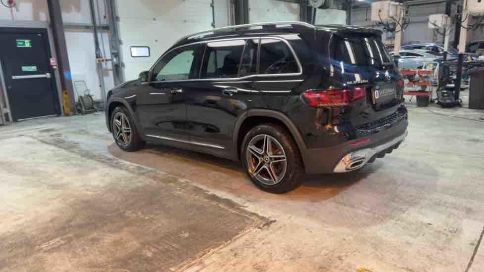 More views of Mercedes-Benz GLB