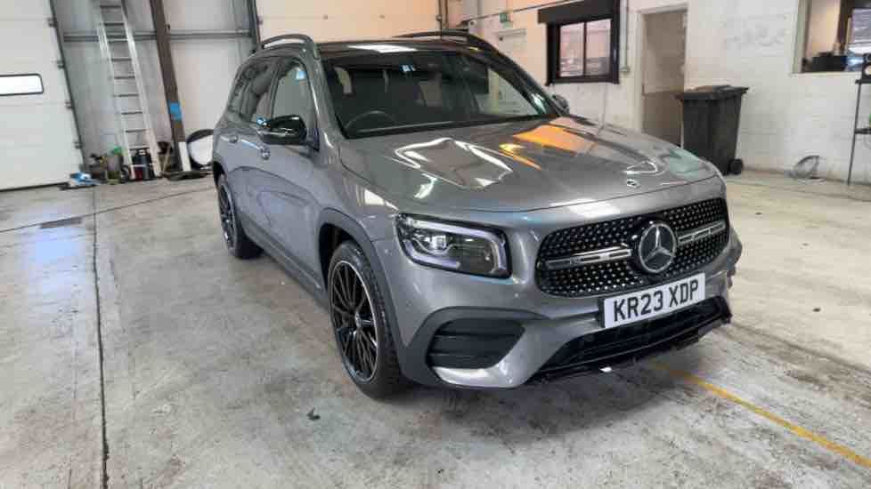 More views of Mercedes-Benz GLB
