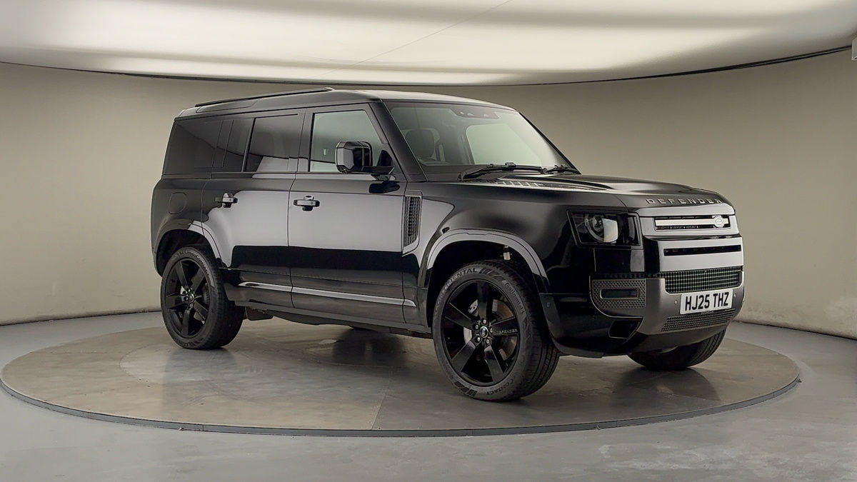 More views of Land Rover Defender 110
