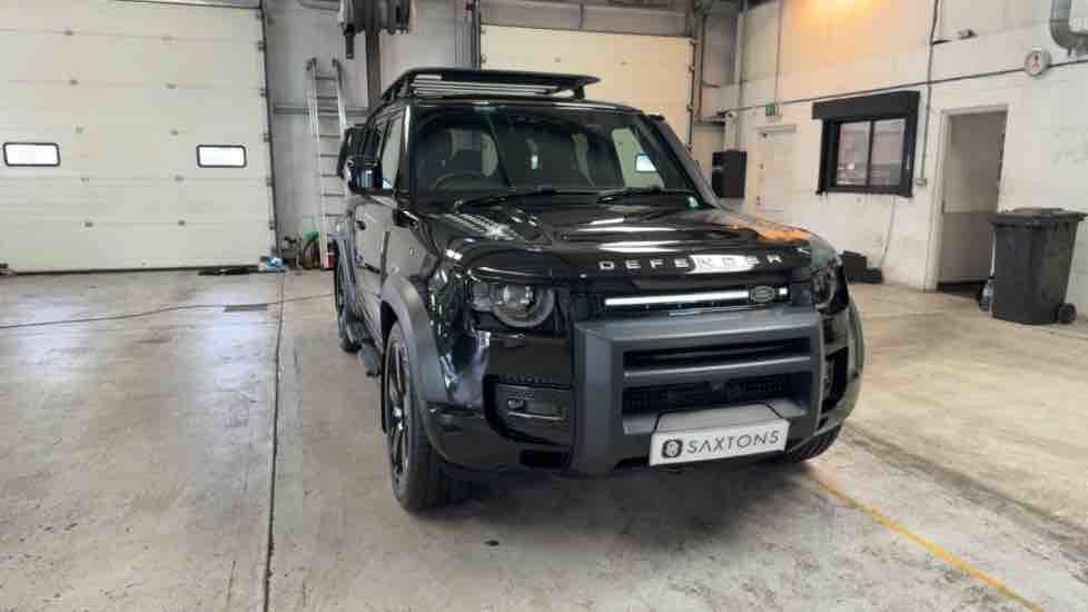 More views of Land Rover Defender 110