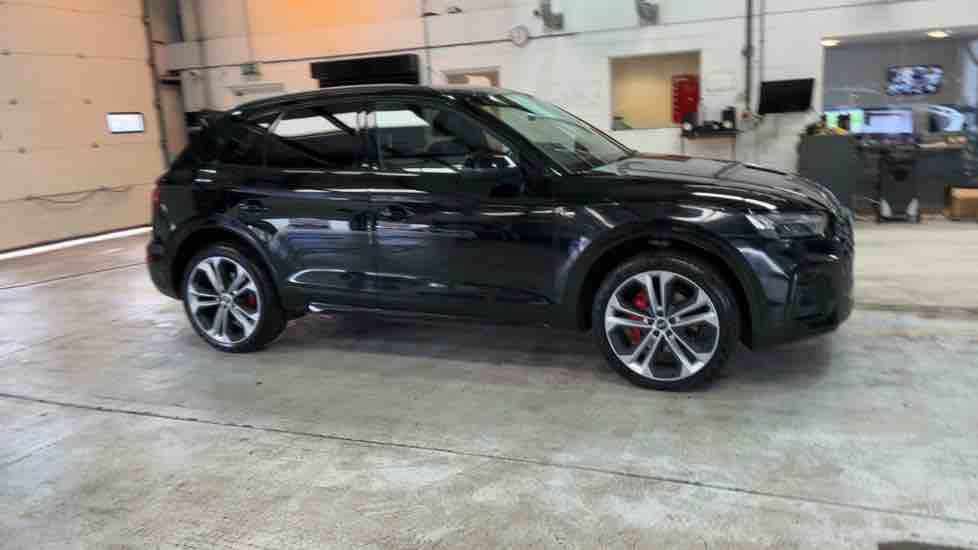 More views of Audi Q5