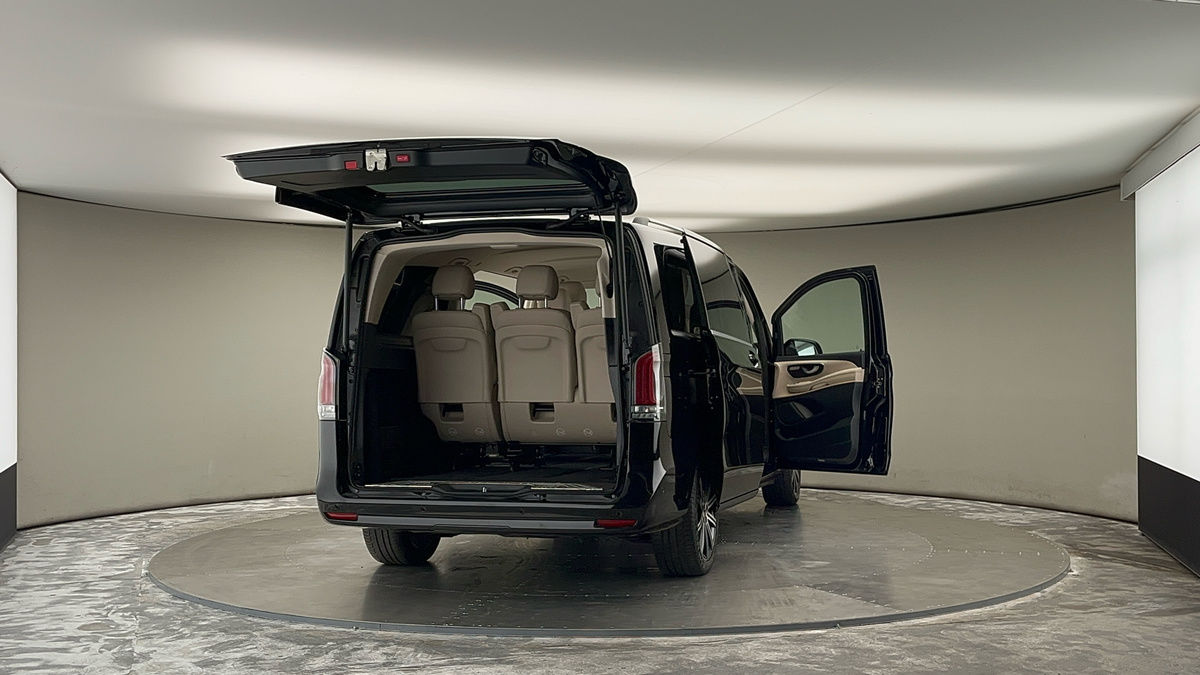 More views of Mercedes-Benz V Class