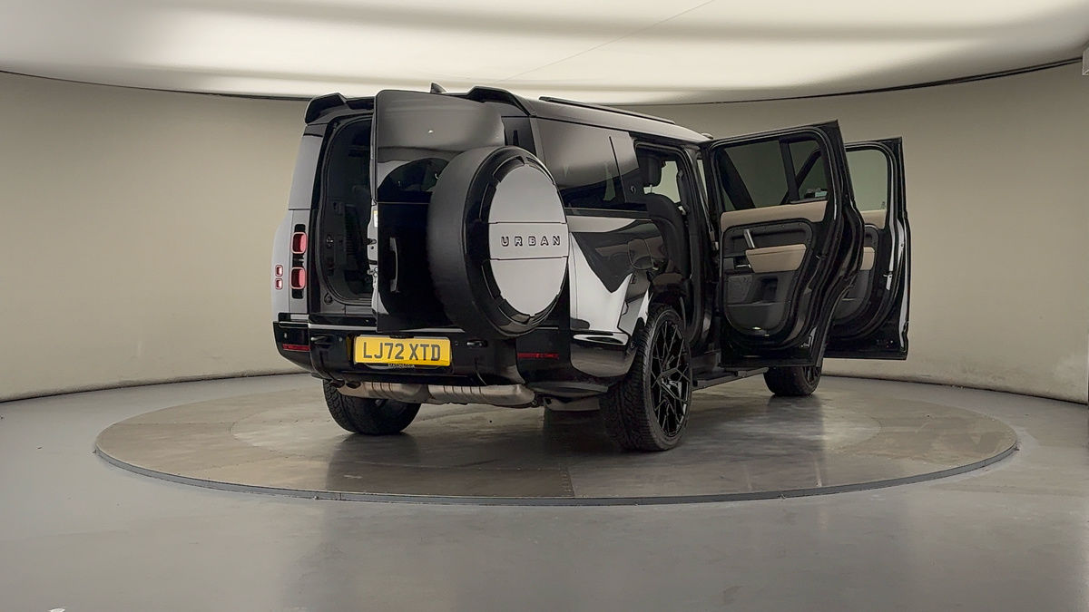 More views of Land Rover Defender 130