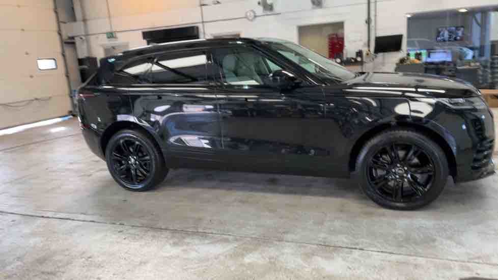 More views of Land Rover Range Rover Velar