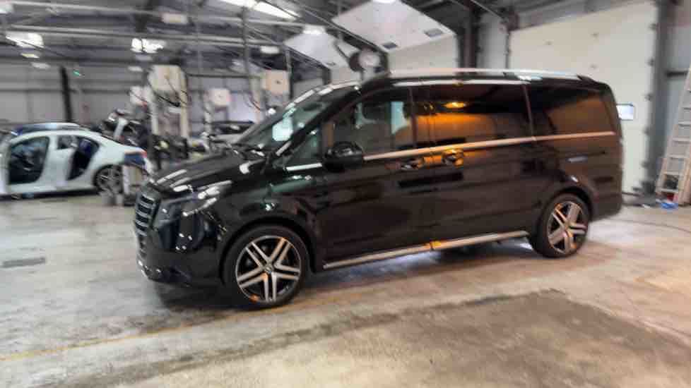 More views of Mercedes-Benz V Class
