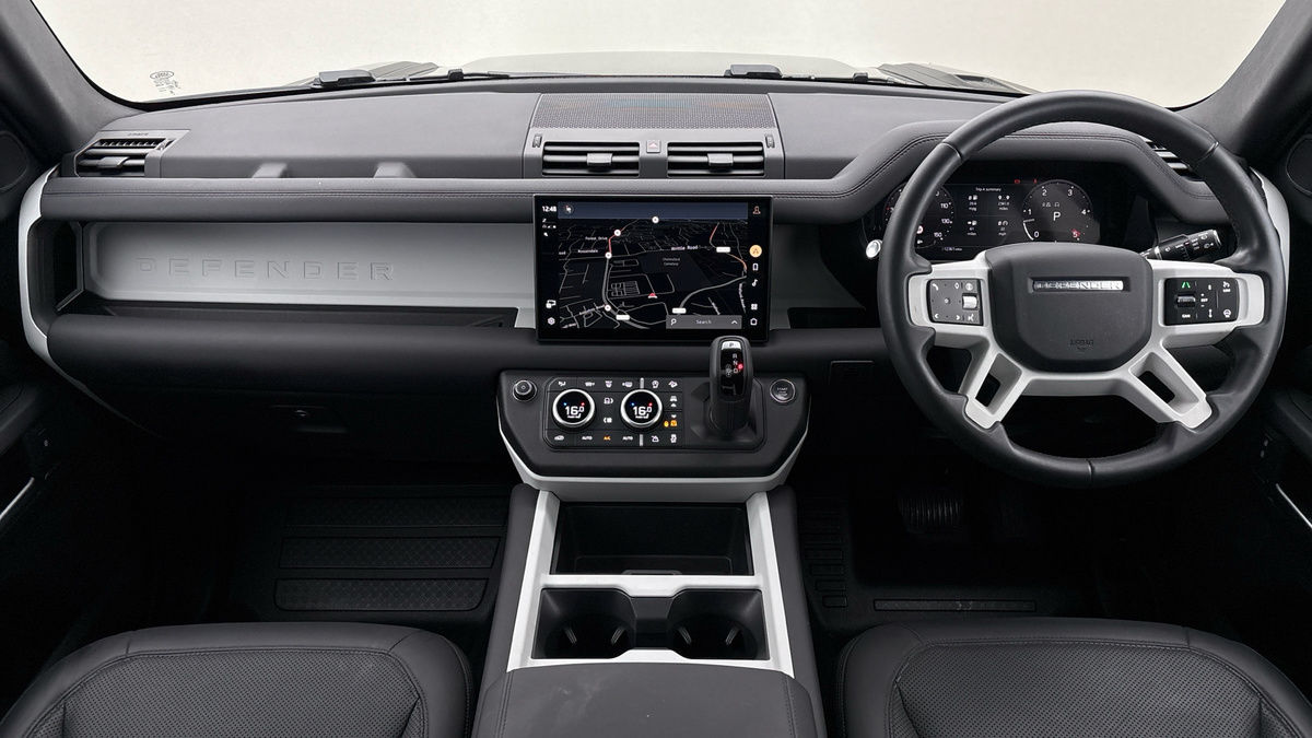Land Rover Defender 110 Urban Image 12