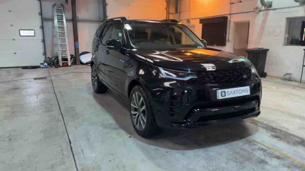 More views of Land Rover Discovery
