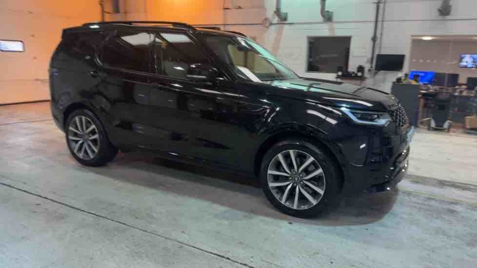 More views of Land Rover Discovery