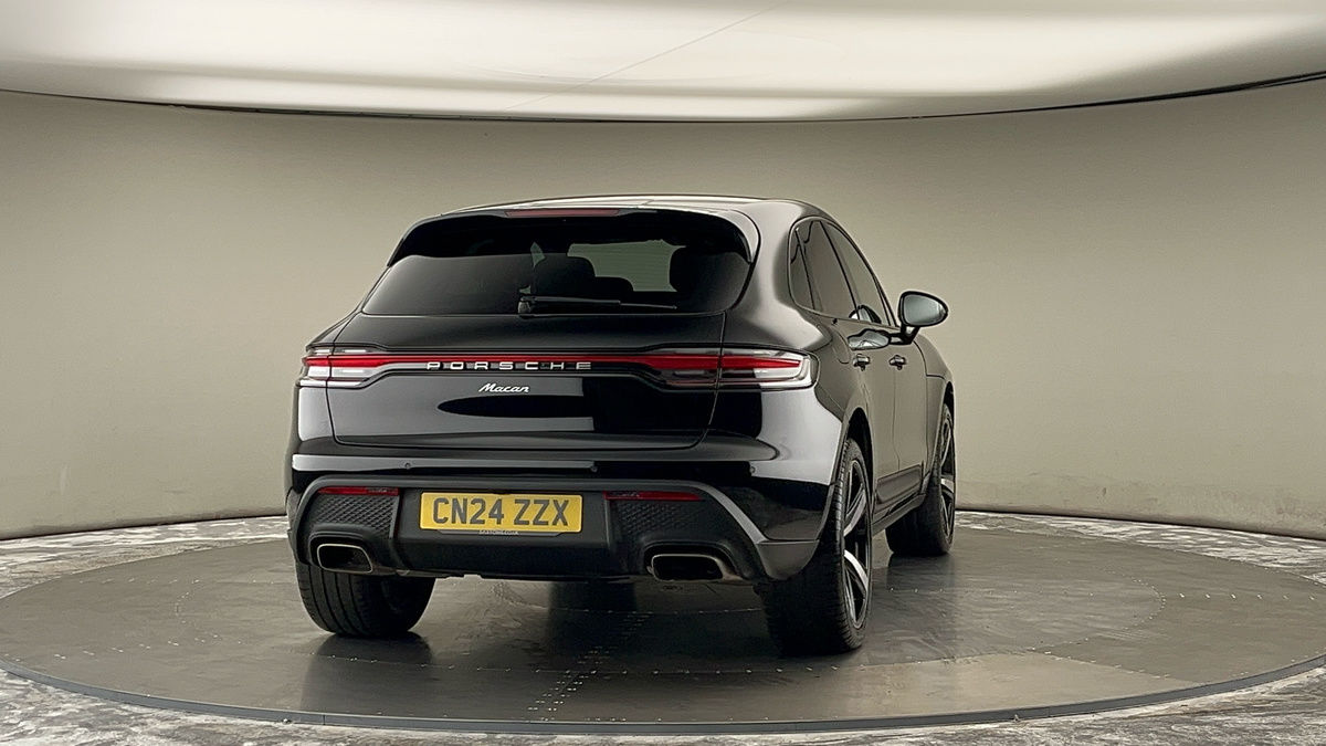 More views of Porsche Macan