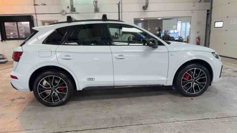 More views of Audi Q5