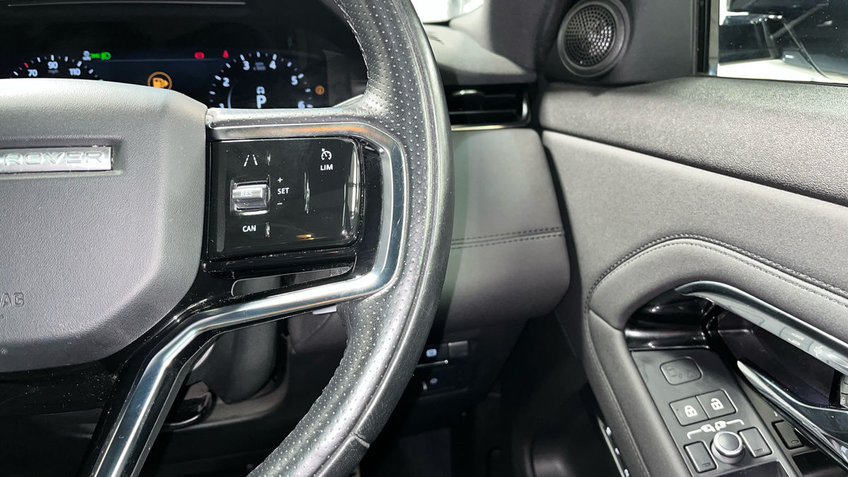 Land Rover Range Rover Evoque Image 14