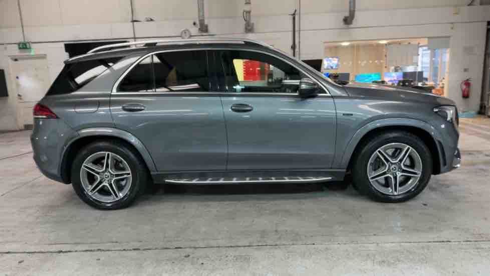 More views of Mercedes-Benz GLE