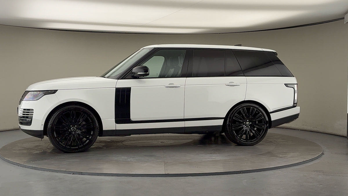 More views of Land Rover Range Rover
