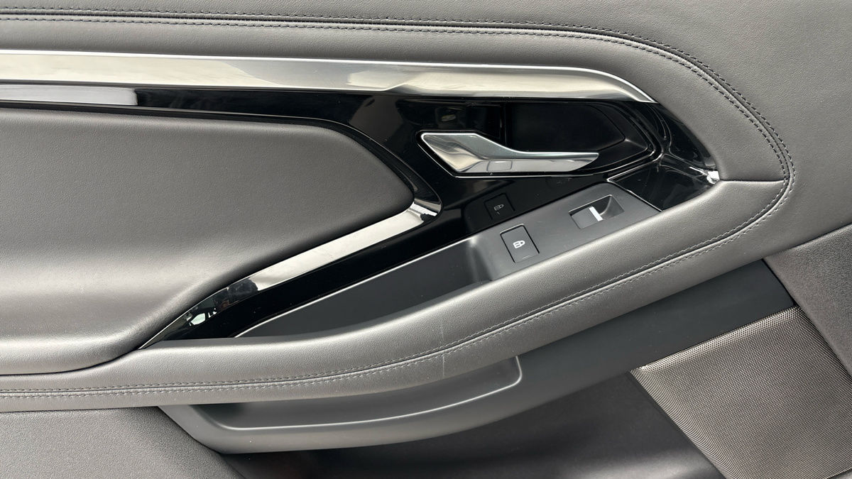 Land Rover Range Rover Evoque Image 19