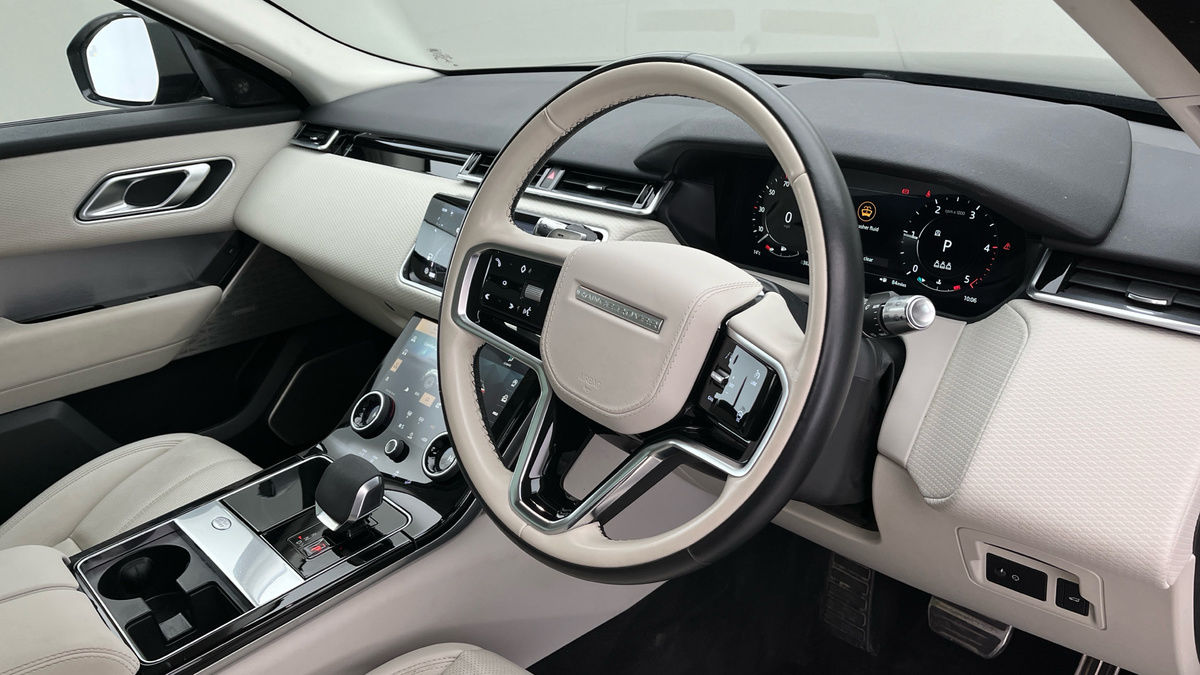 Land Rover Range Rover Velar Image 5
