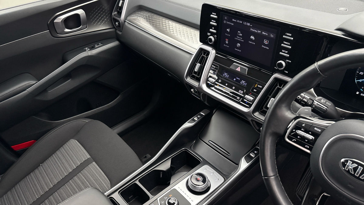 Kia Sorento Image 24