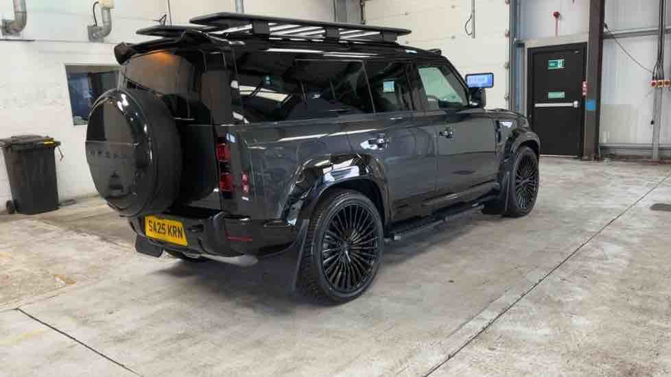 More views of Land Rover Defender 110