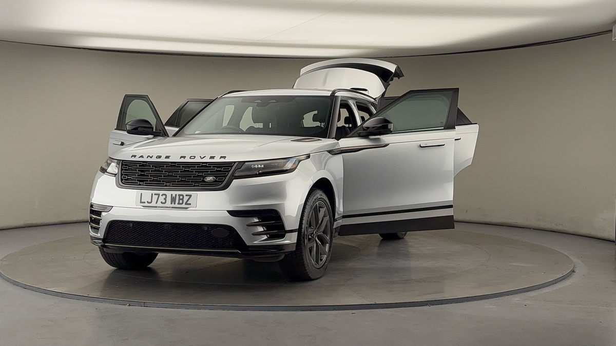 More views of Land Rover Range Rover Velar
