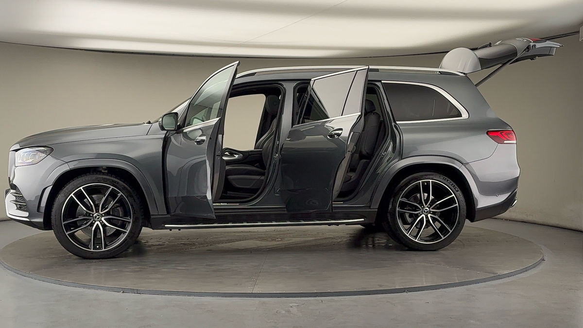 More views of Mercedes-Benz GLS
