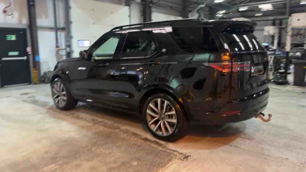 More views of Land Rover Discovery