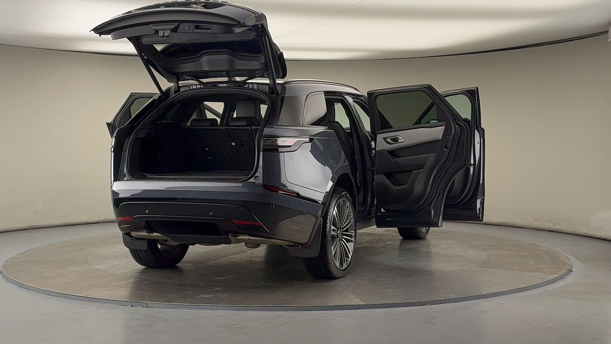 More views of Land Rover Range Rover Velar