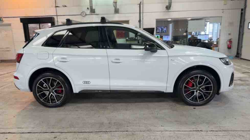More views of Audi Q5