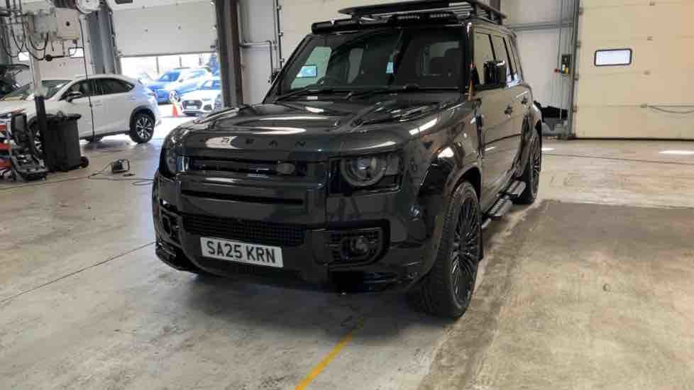More views of Land Rover Defender 110