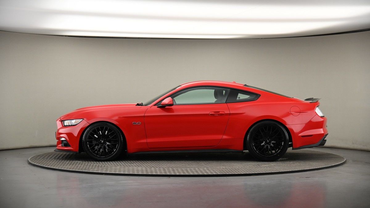 Ford Mustang Image 19