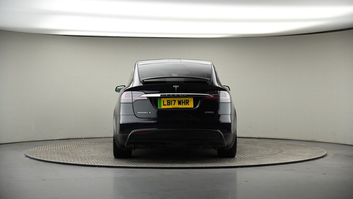 Tesla Model X Image 17