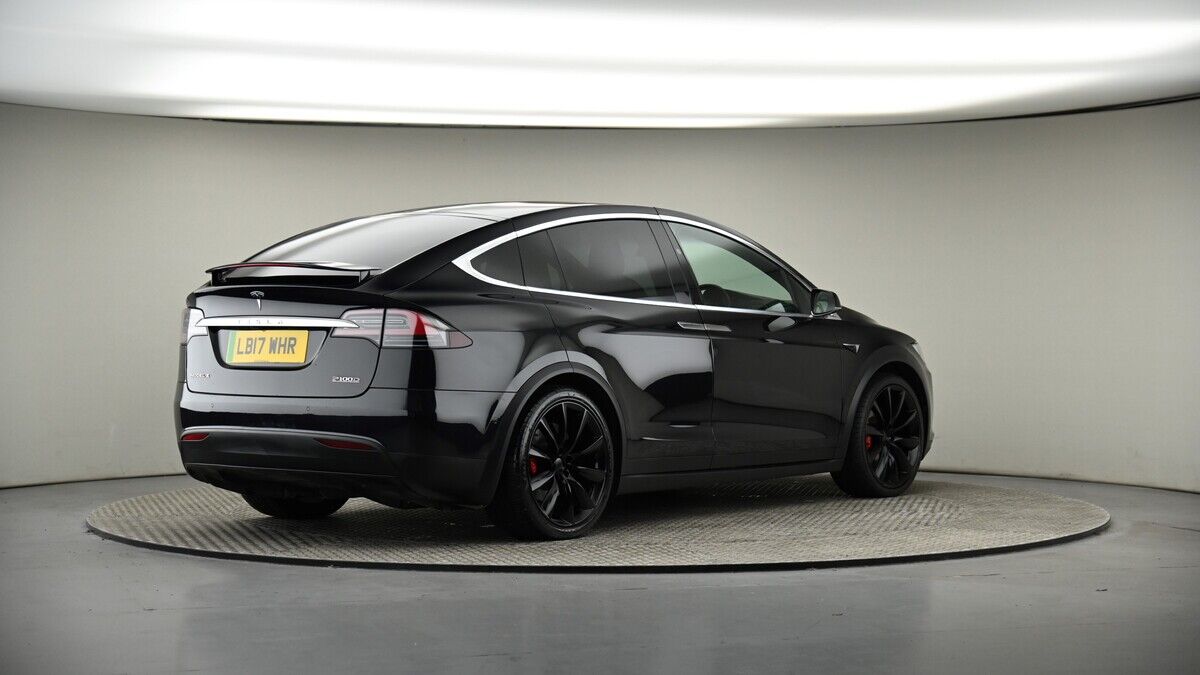 Tesla Model X Image 7