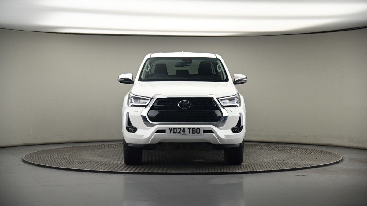 Toyota Hilux Image 17