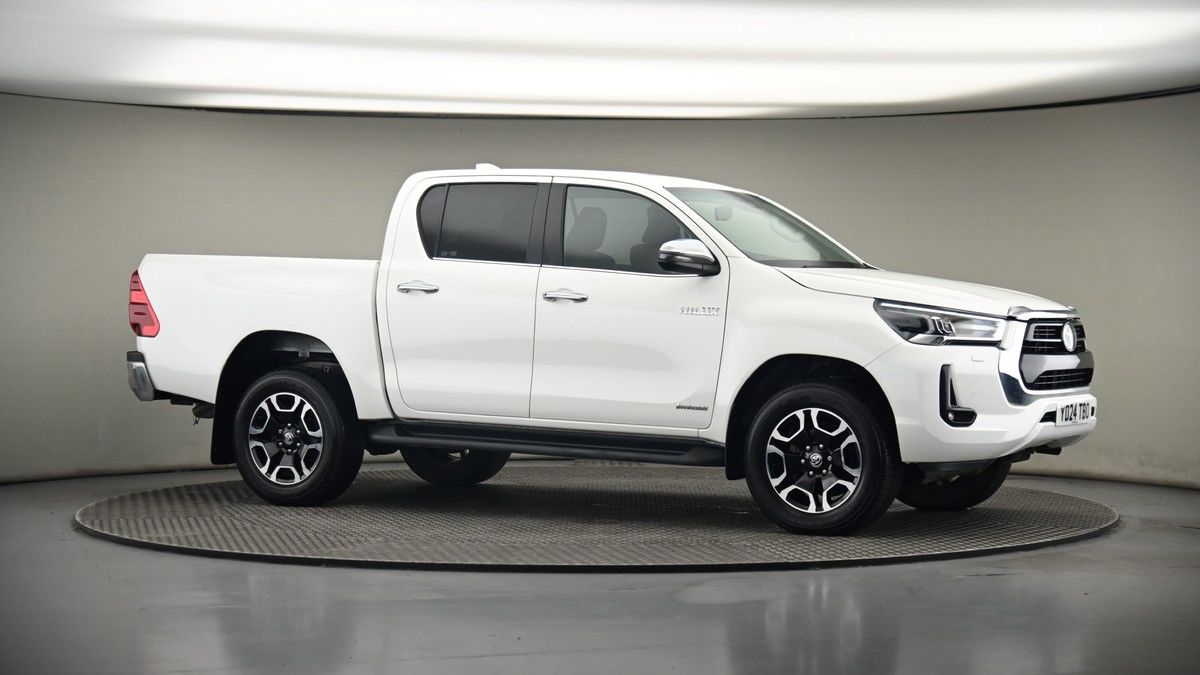 Toyota Hilux Image 5