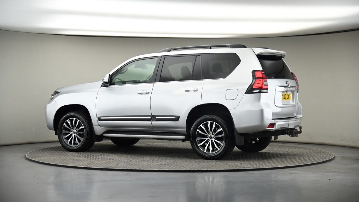 More views of Toyota Land Cruiser