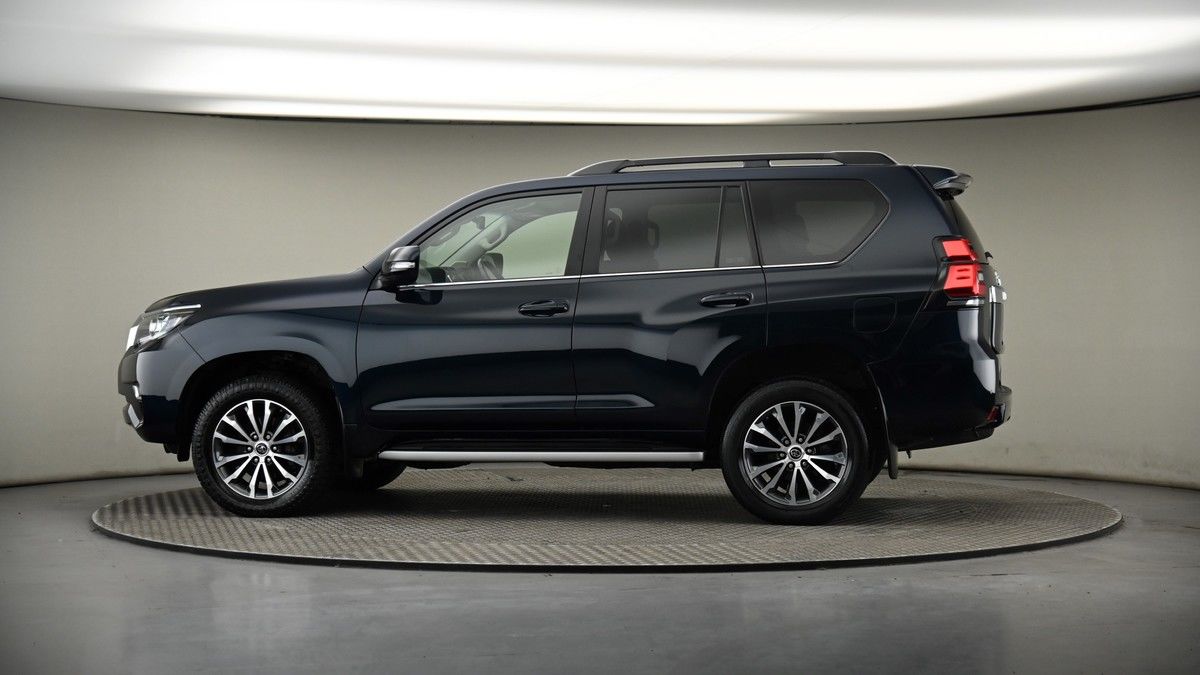More views of Toyota Land Cruiser