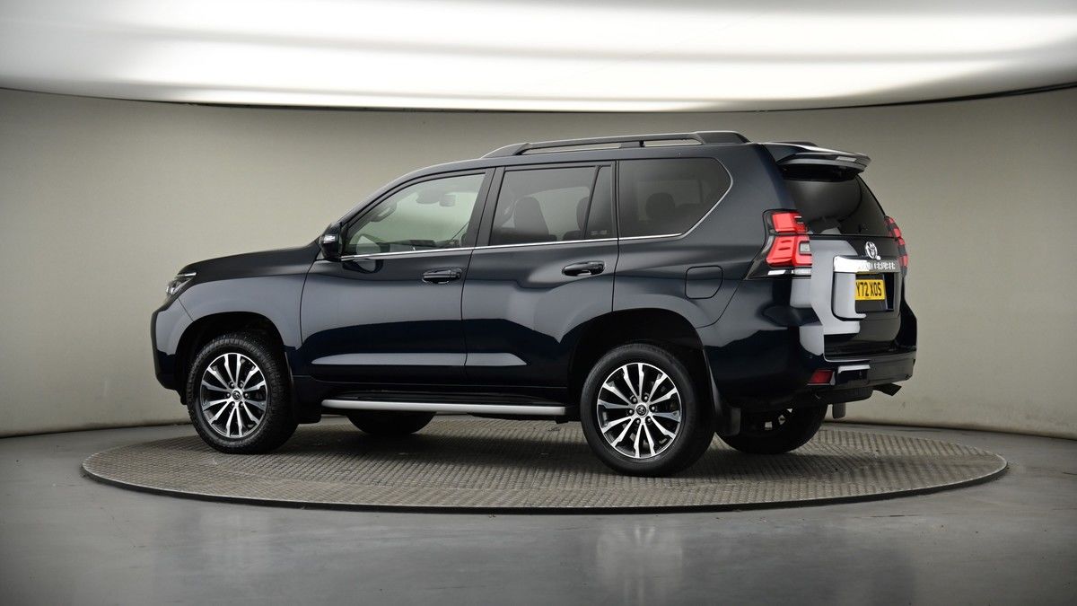 More views of Toyota Land Cruiser
