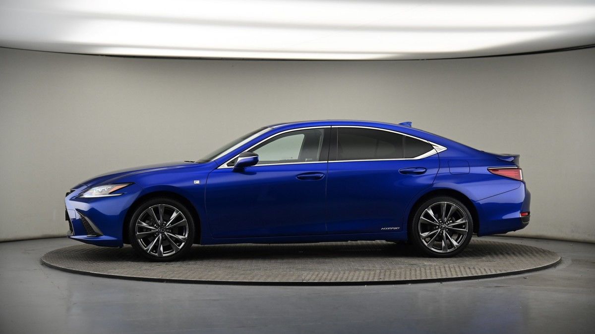 More views of Lexus ES