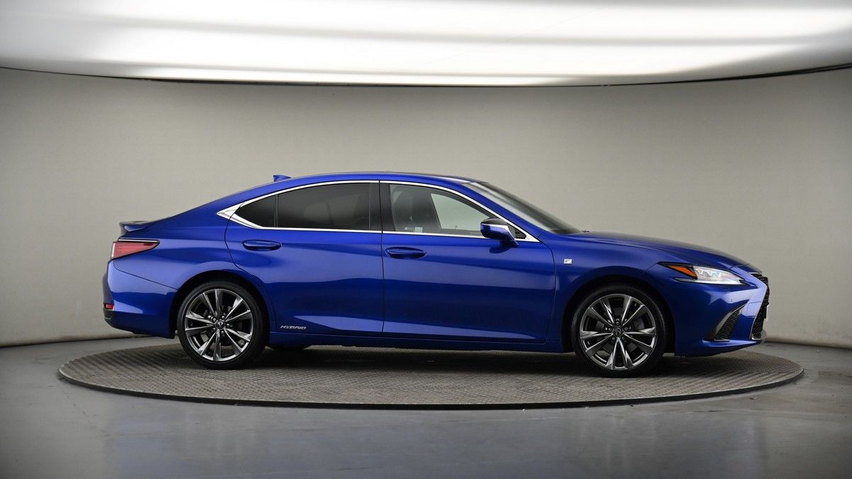 More views of Lexus ES