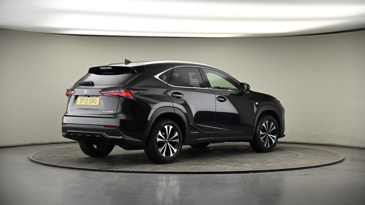 Lexus NX Image 6