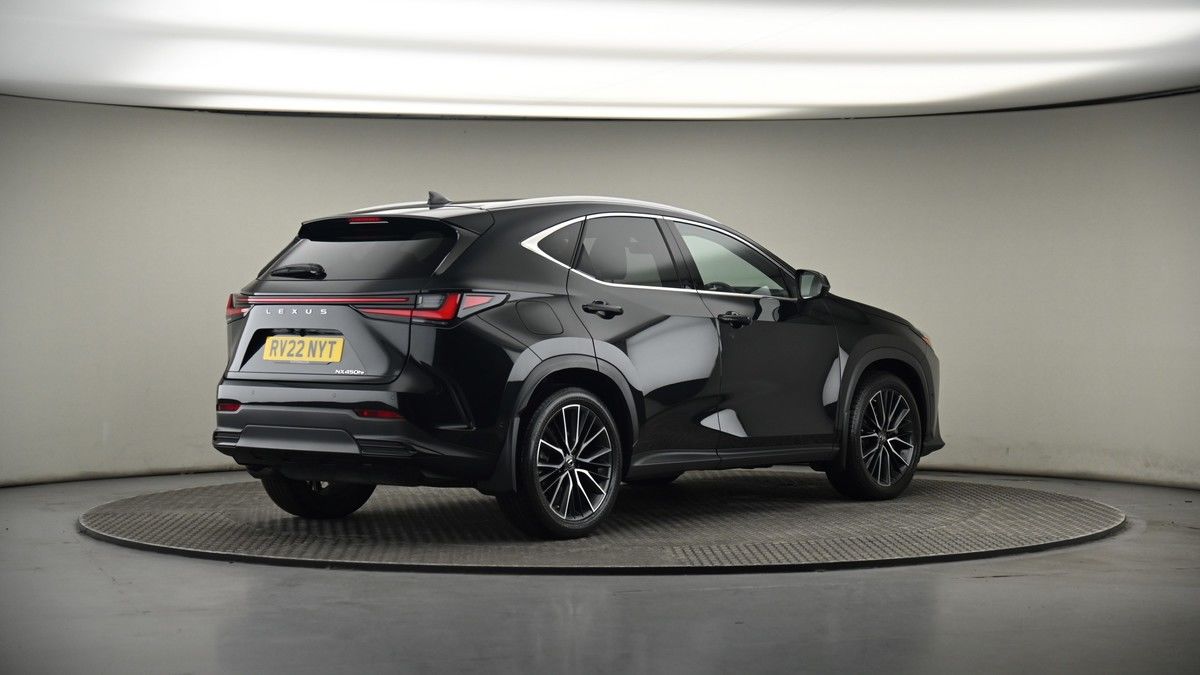 Lexus NX Image 7