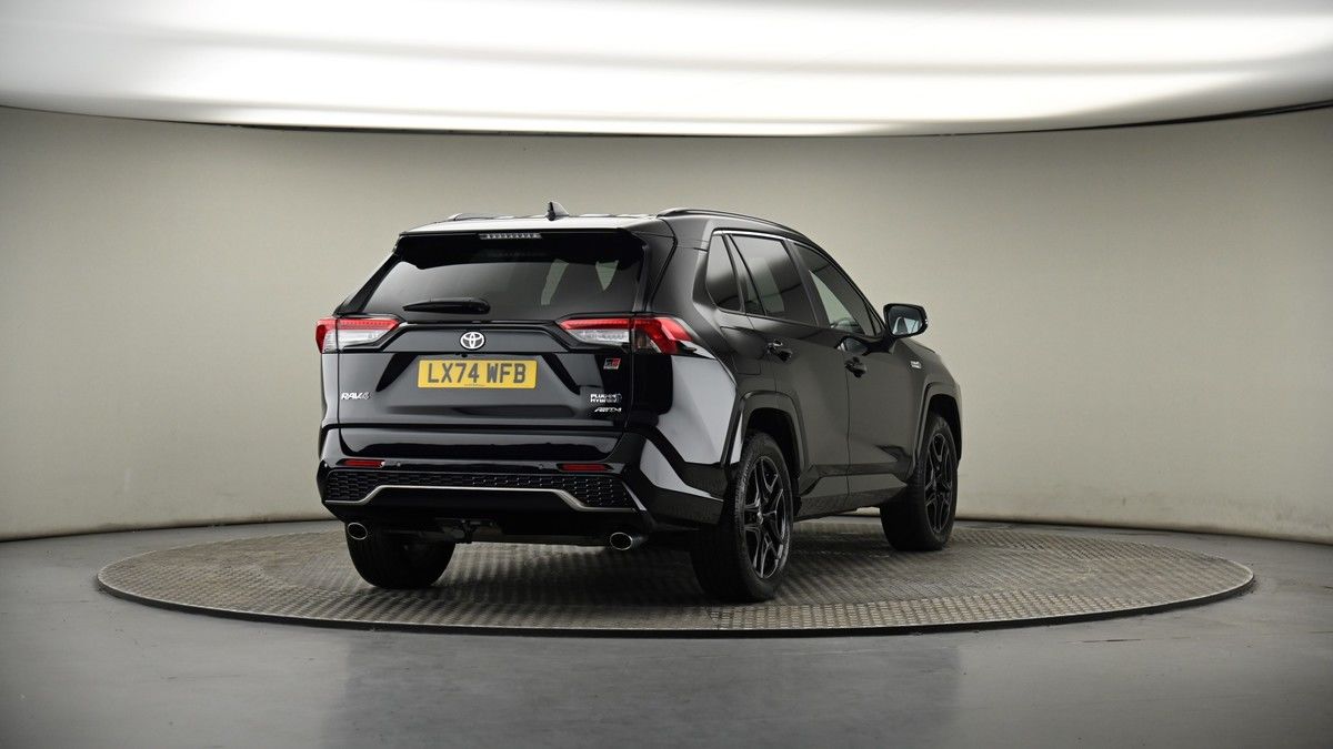 More views of Toyota RAV4