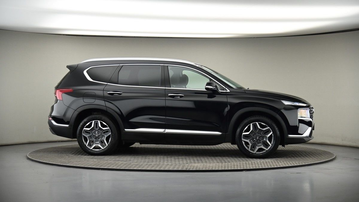 More views of Hyundai Santa Fe